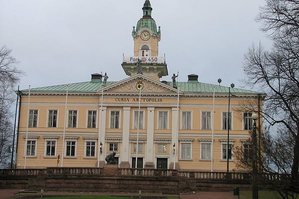 Train Service from Helsinki to Pori in Finland